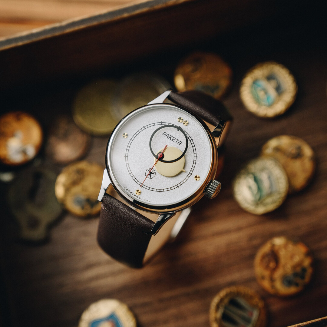 Identify] Is this Raketa Copernic all original? : r/Watches